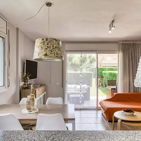 Holiday home Pinamar Casa Con Piscina