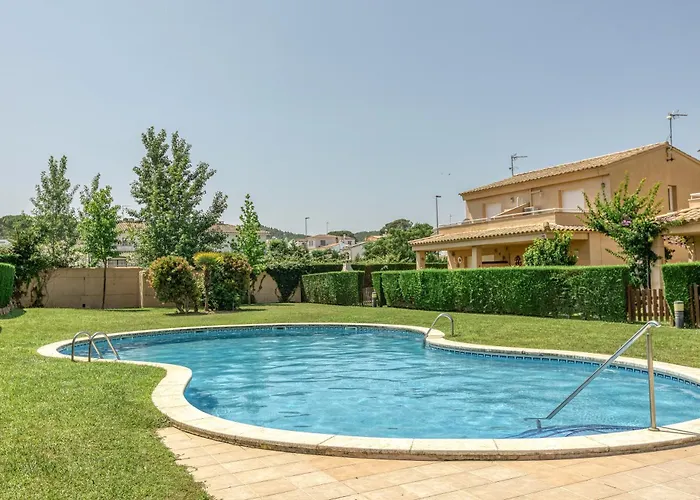 Pinamar Casa Con Piscina بيت للعطل